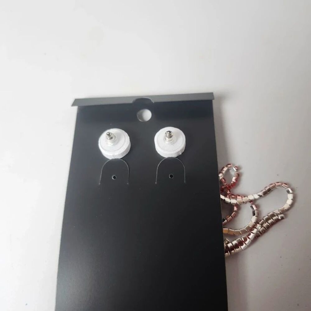 Dangle earrings - Picture 3 of 3